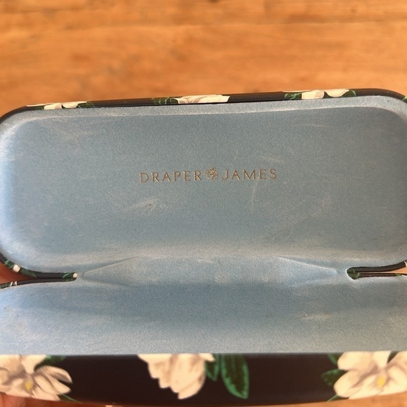 ICU Eyewear Sunglasses Readers. 1.75 strength plus Draper James case - Picture 5 of 9